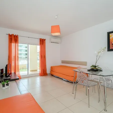 Apartment Varandas D Agua Piso 1 Laranja